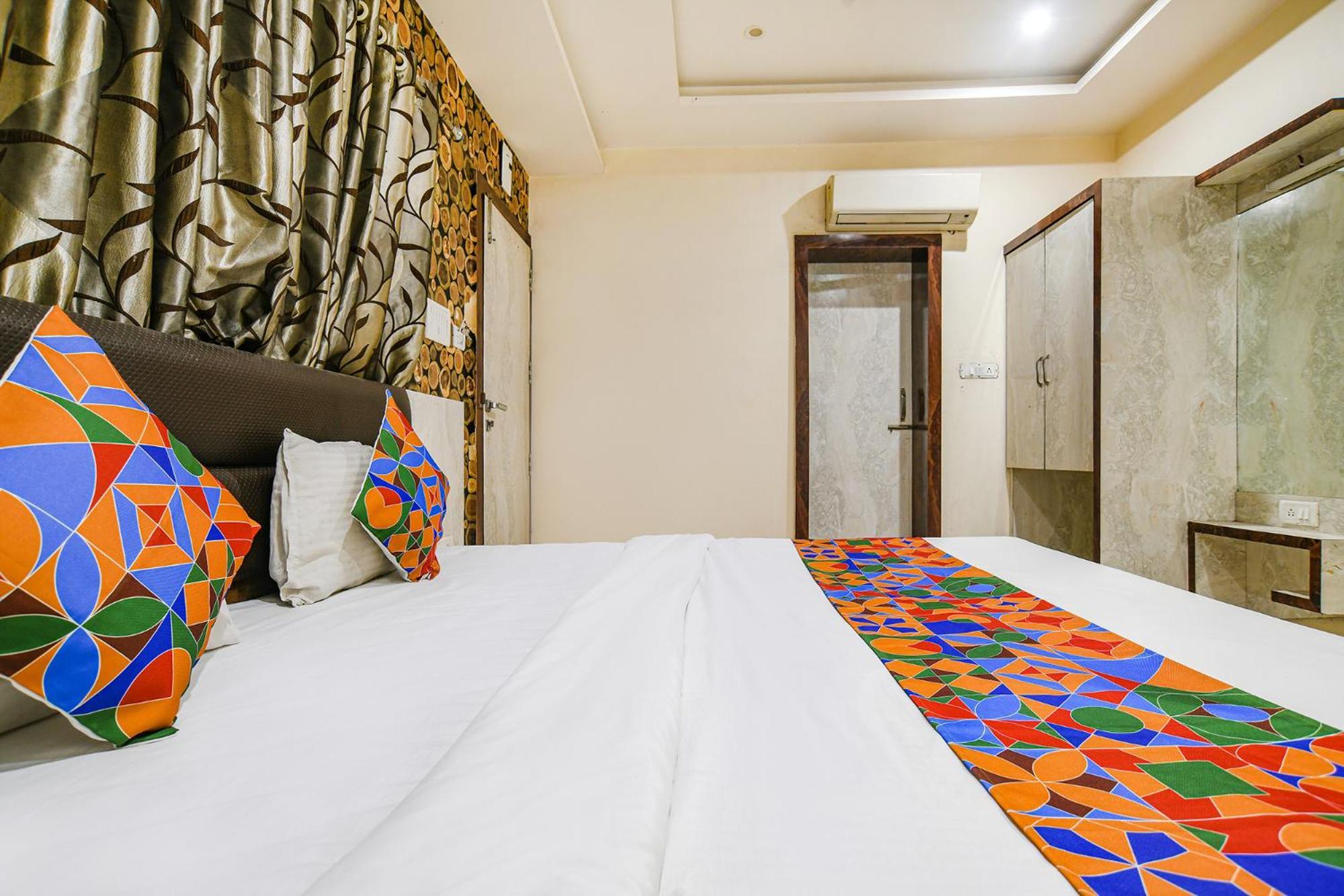 Fabhotel Shivam Palace- Near Mahakal Mandir Ujjain Ngoại thất bức ảnh