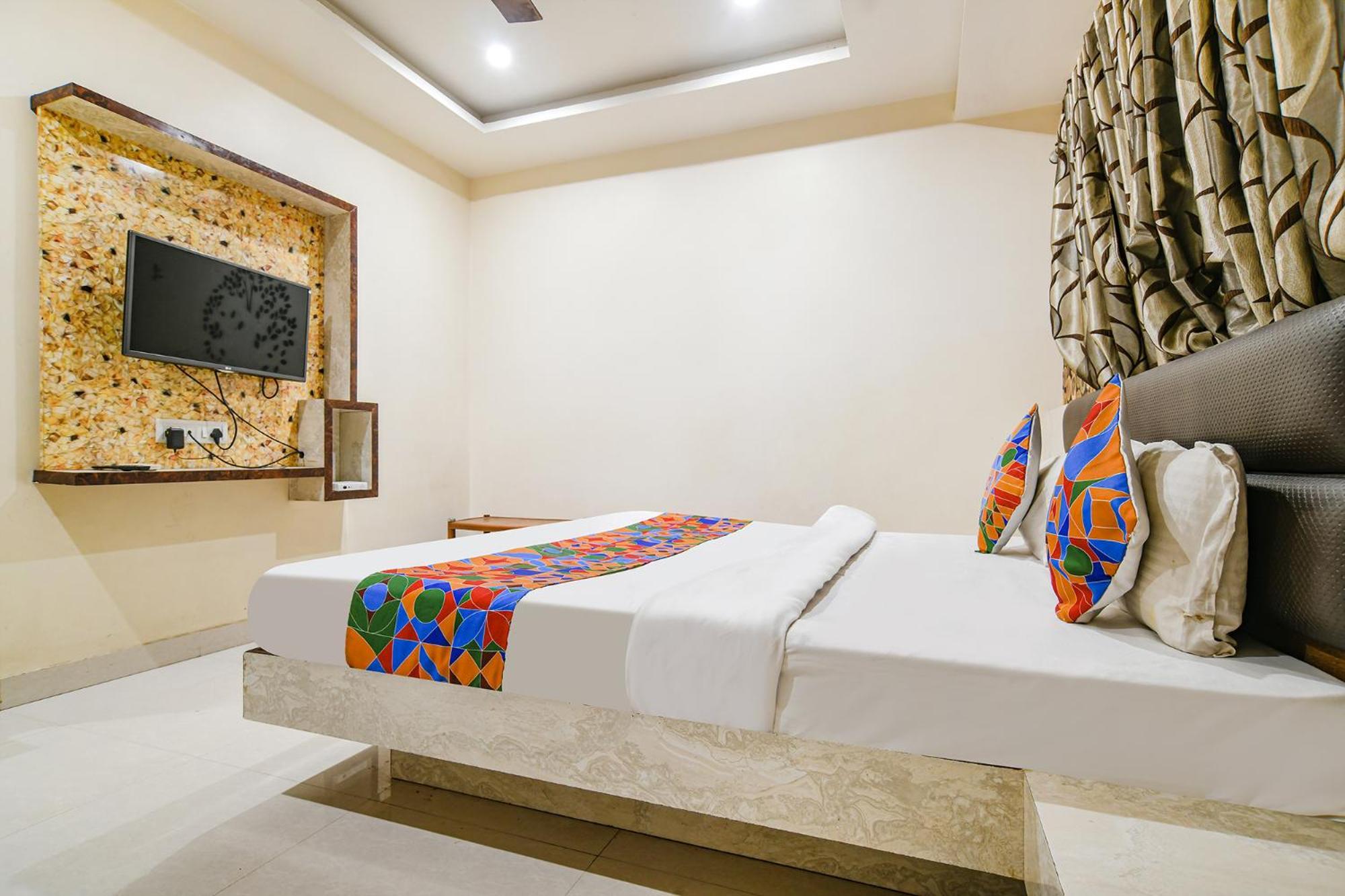 Fabhotel Shivam Palace- Near Mahakal Mandir Ujjain Ngoại thất bức ảnh