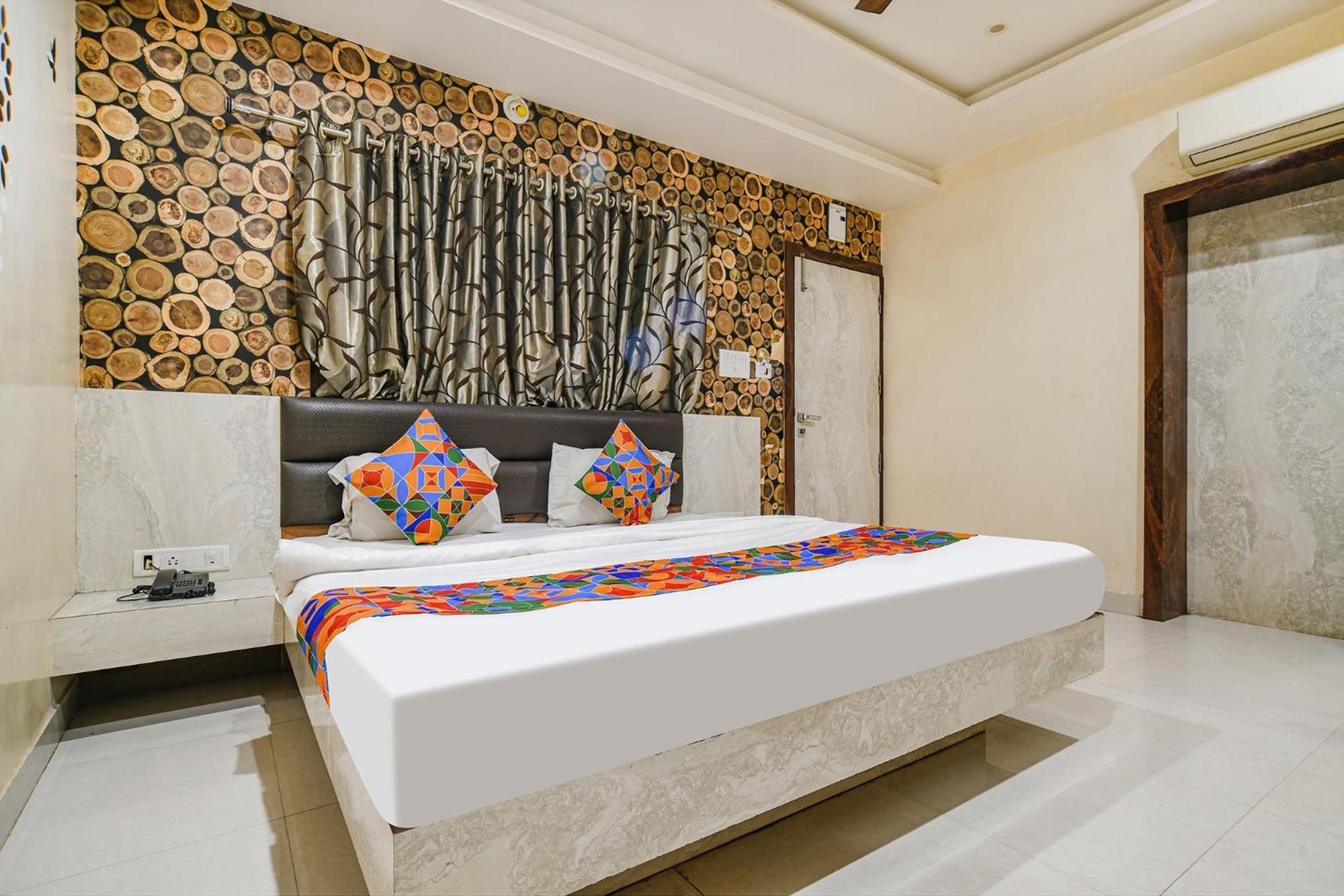 Fabhotel Shivam Palace- Near Mahakal Mandir Ujjain Ngoại thất bức ảnh