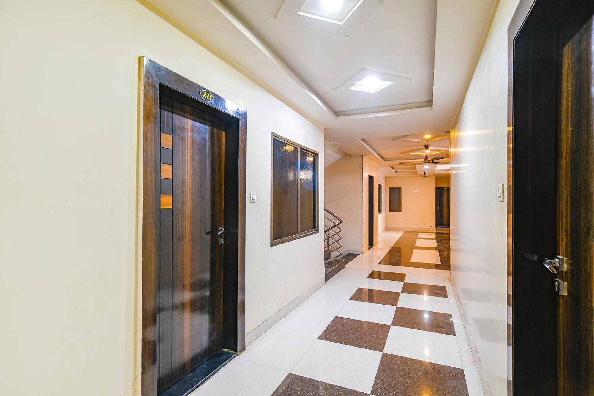 Fabhotel Shivam Palace- Near Mahakal Mandir Ujjain Ngoại thất bức ảnh