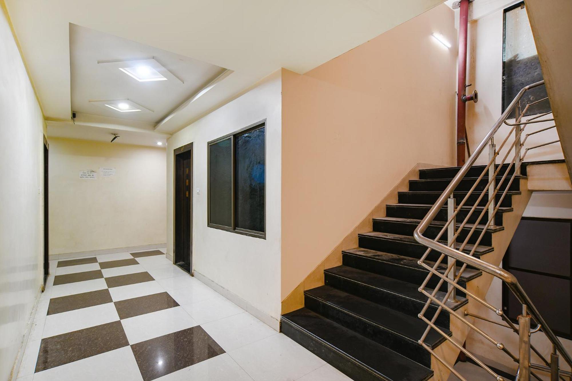 Fabhotel Shivam Palace- Near Mahakal Mandir Ujjain Ngoại thất bức ảnh
