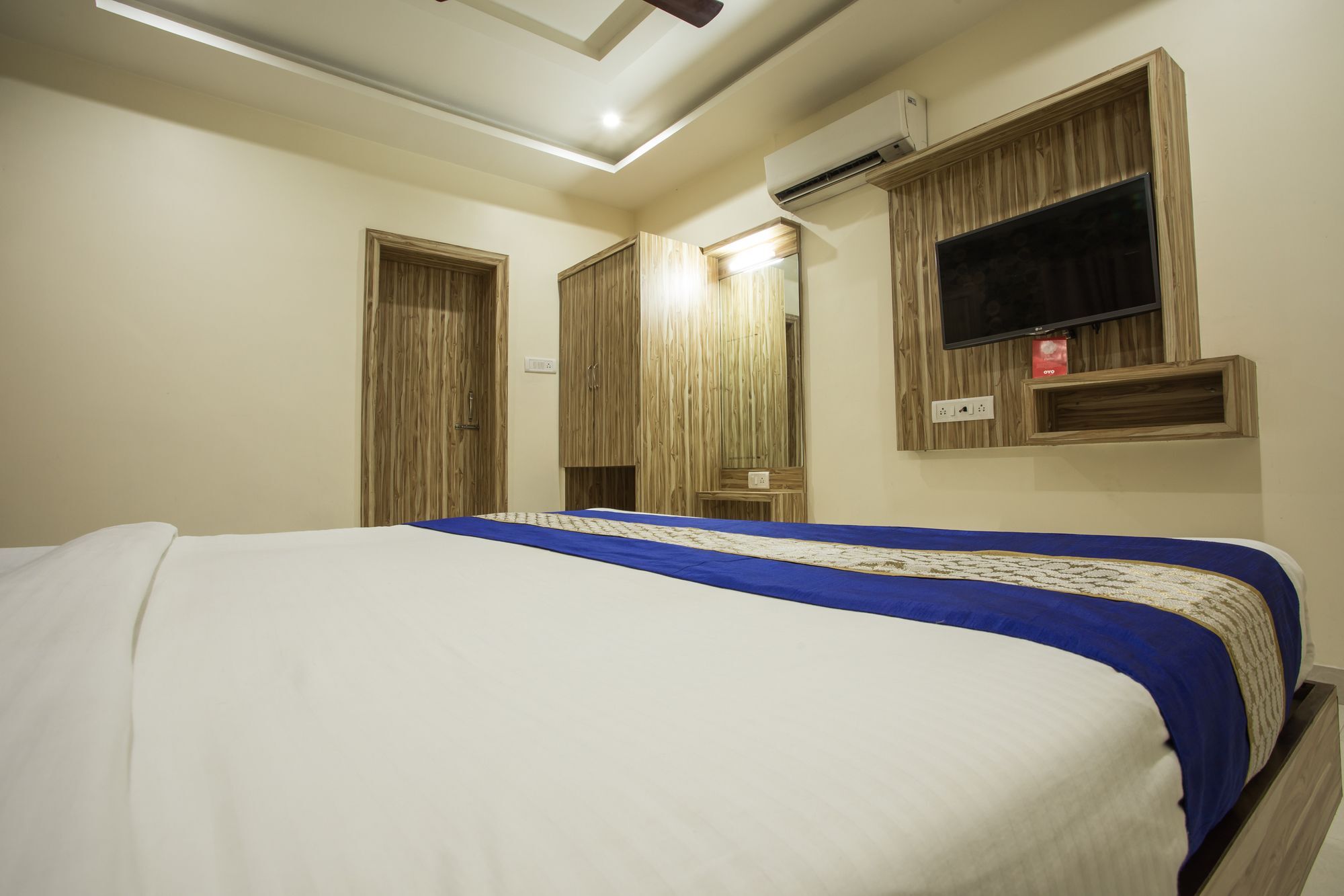 Fabhotel Shivam Palace- Near Mahakal Mandir Ujjain Ngoại thất bức ảnh